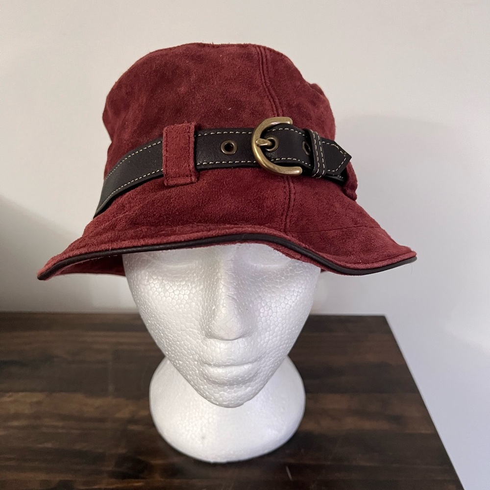 Authentic suede Coach bucket hat Small